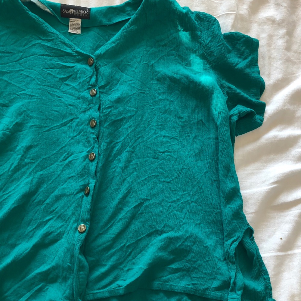 Button Up Top - Picture 3 of 3